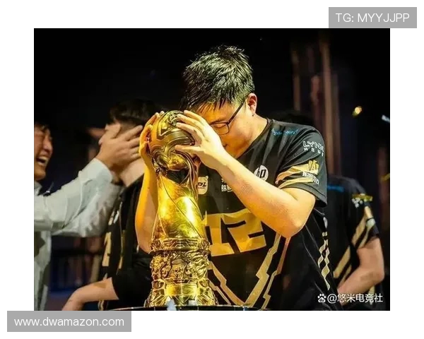 RNG在大师赛中的团队协作展现出色表现与战术配合分析