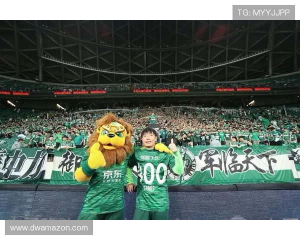 北京篮球队配合问题引发热议球迷对战术执行和团队默契展开激烈讨论