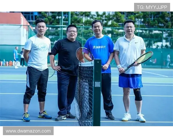 南京网球队在世锦赛中的默契配合与战术分析 南京网球队在世锦赛中的默契配合与战术分析