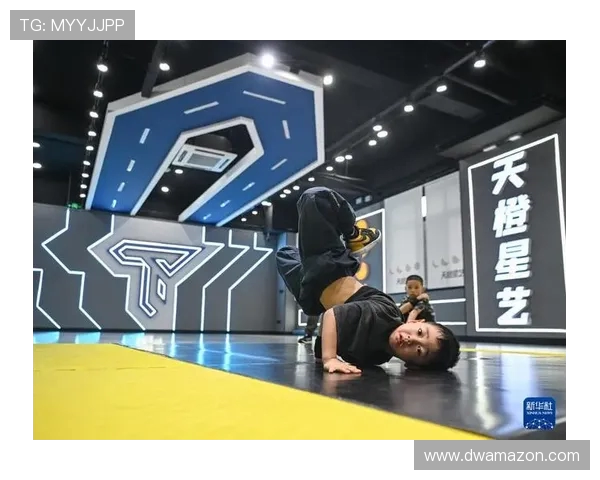 成都城市马拉松中街舞队展现卓越团队协作精神与风采