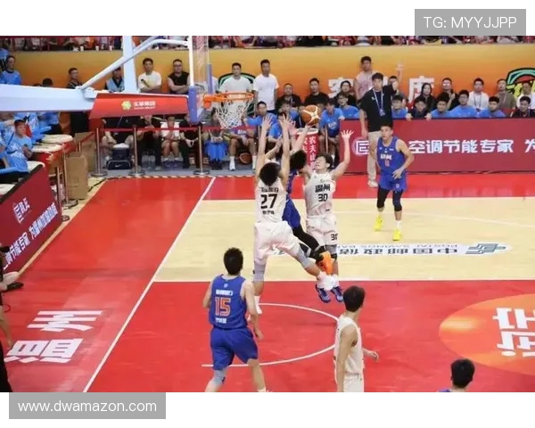 杭州篮球队在挑战赛中以79分稳居积分榜首位，展现强劲实力