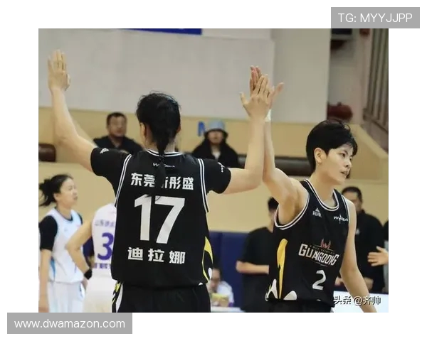 2018年WCBA总决赛北京队与东莞队激战正酣精彩瞬间回顾与分析