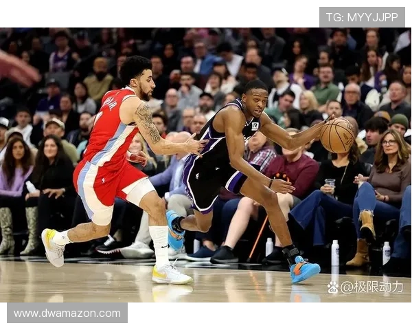 德马尔德罗赞的篮球之路:从潜力新星到全明星巨星的蜕变历程 德马尔德罗赞的篮球之路:从潜力新星到全明星巨星的蜕变历程