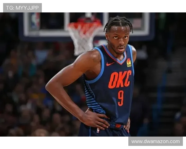 杰拉米格兰特的篮球之路与未来展望:从潜力新星到全能战士的蜕变