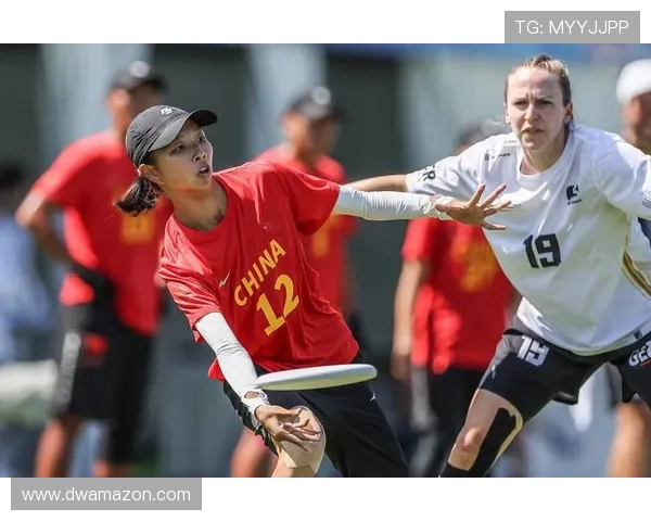 上海飞盘队在世界滑板锦标赛中的耐力表现分析与点评