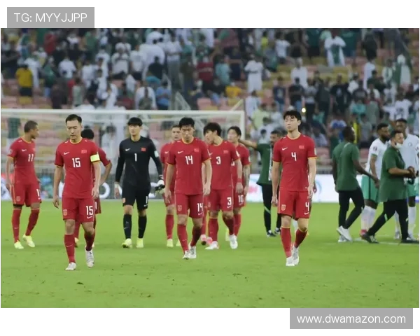 杭州足球队防守战术解析与球队表现的深度剖析